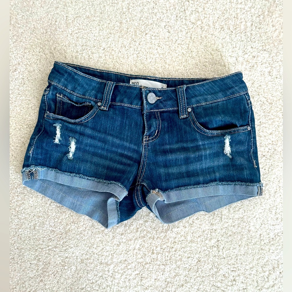 RSQ Malibu Shorts with Slight Distressing and Roll Size 3